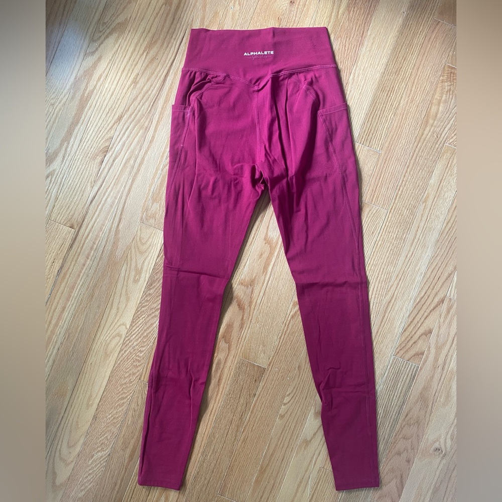 SOLD 🚫🚫🚫 Alphalete alphalux high waisted leggings